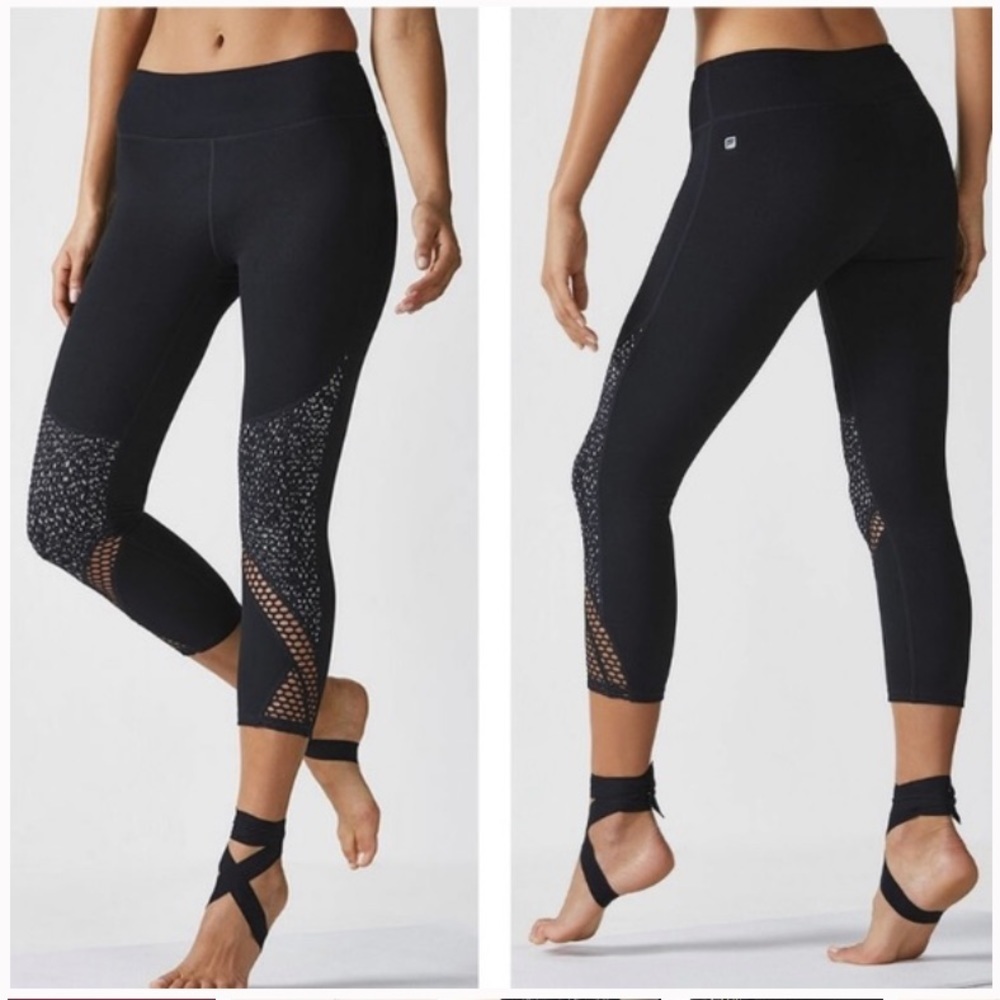 Fabletics Constellation Print Clover Capri Leggings